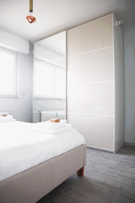 Charming Modern 2 Bedroom Apartment Alzingen Extérieur photo