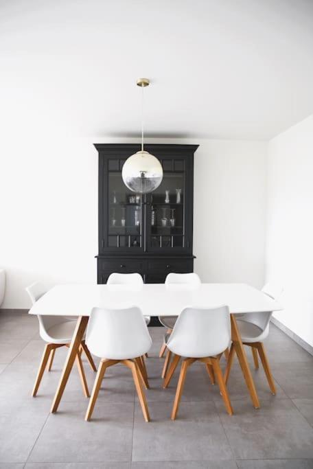 Charming Modern 2 Bedroom Apartment Alzingen Extérieur photo